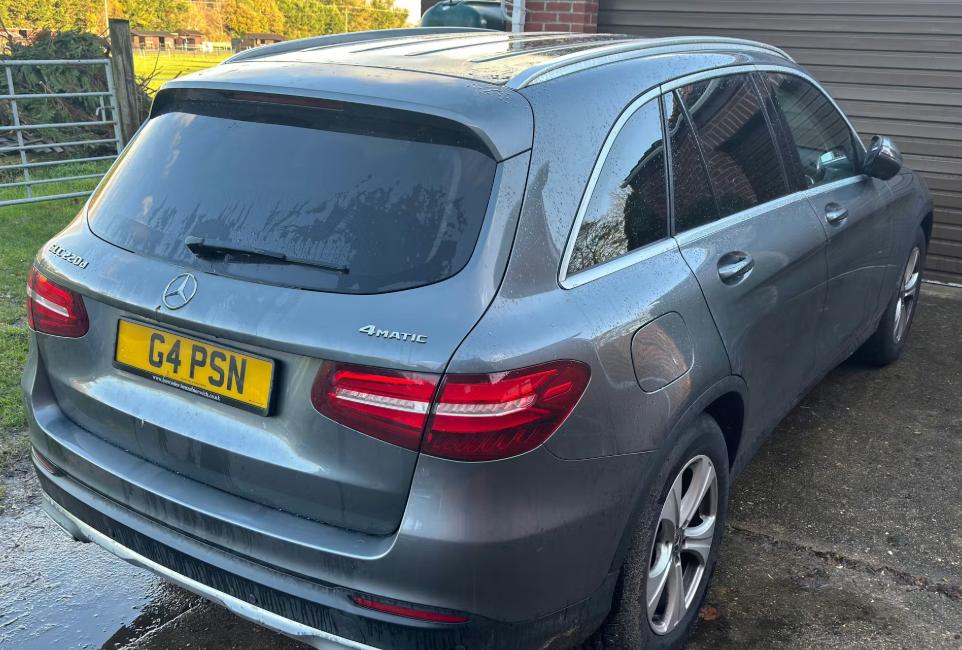 Used Mercedes-Benz GLC 2017 for sale - 77220060: Photo 2