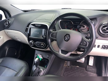 Used Renault Captur 2019 for sale - 75690389: Photo