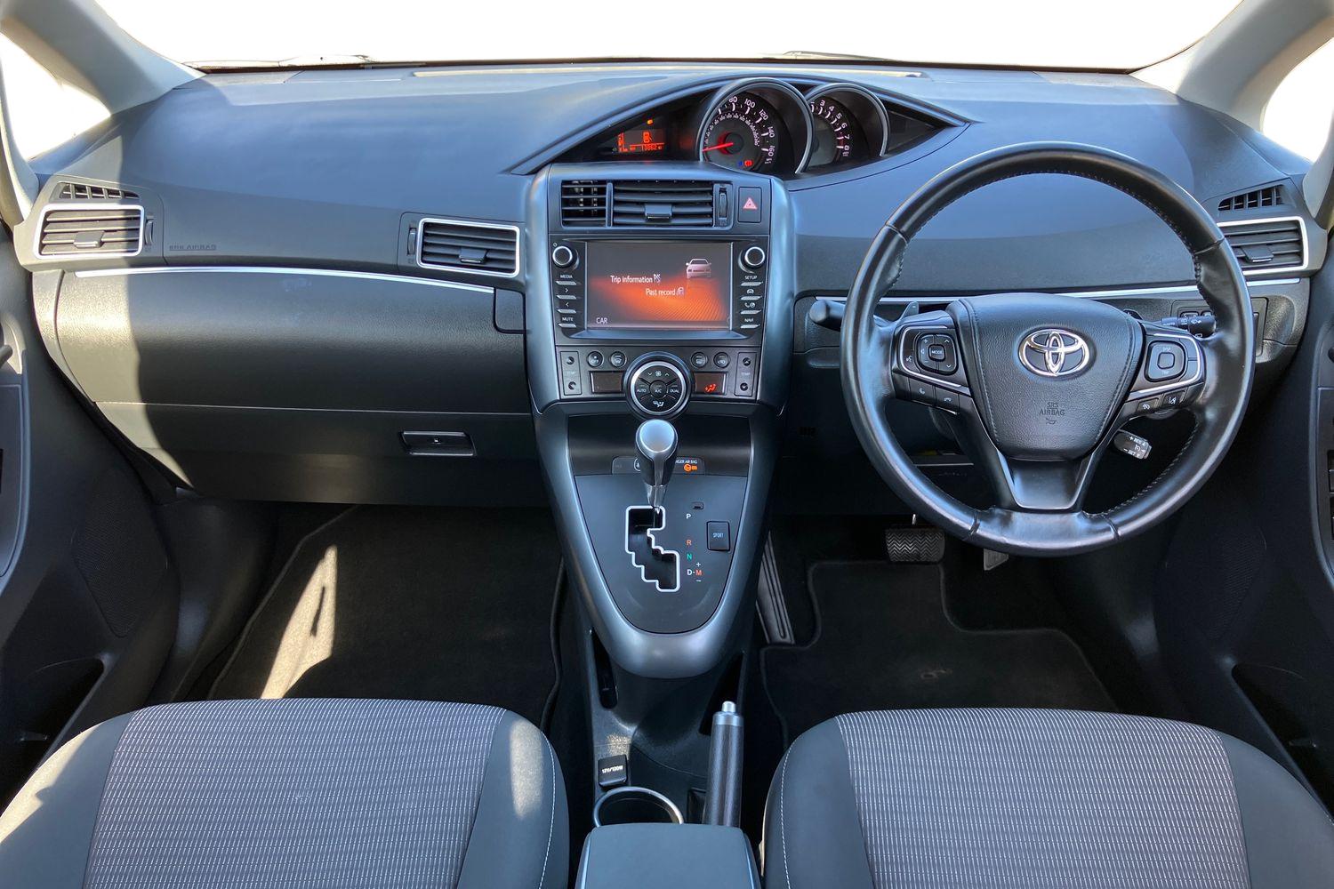 Used Toyota Verso 2018 for sale - 77919464: Photo 3