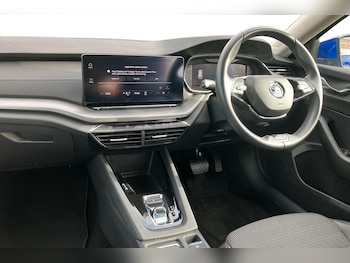 Used Skoda Octavia 2023 for sale - 75824747: Photo