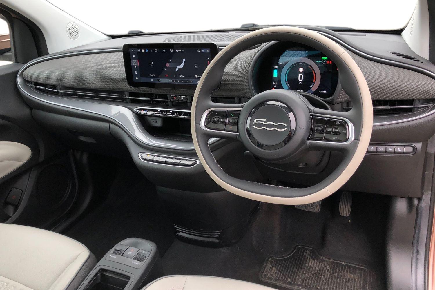 Used Fiat 500 2023 for sale - 76569578: Photo 3