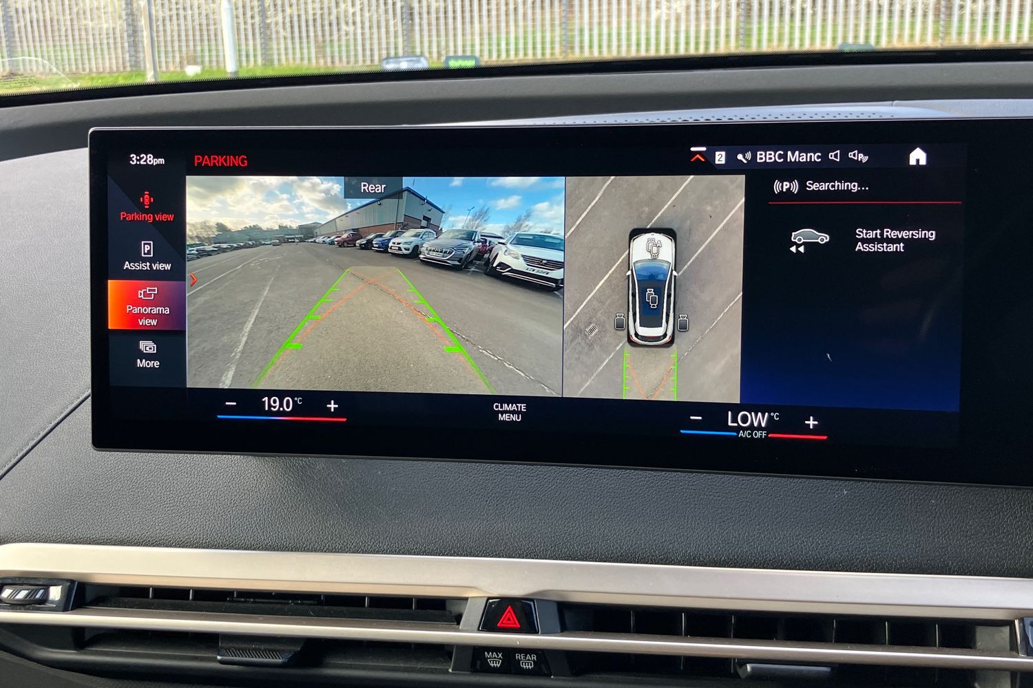 Used BMW iX 2022 for sale - 76692359: Photo 16