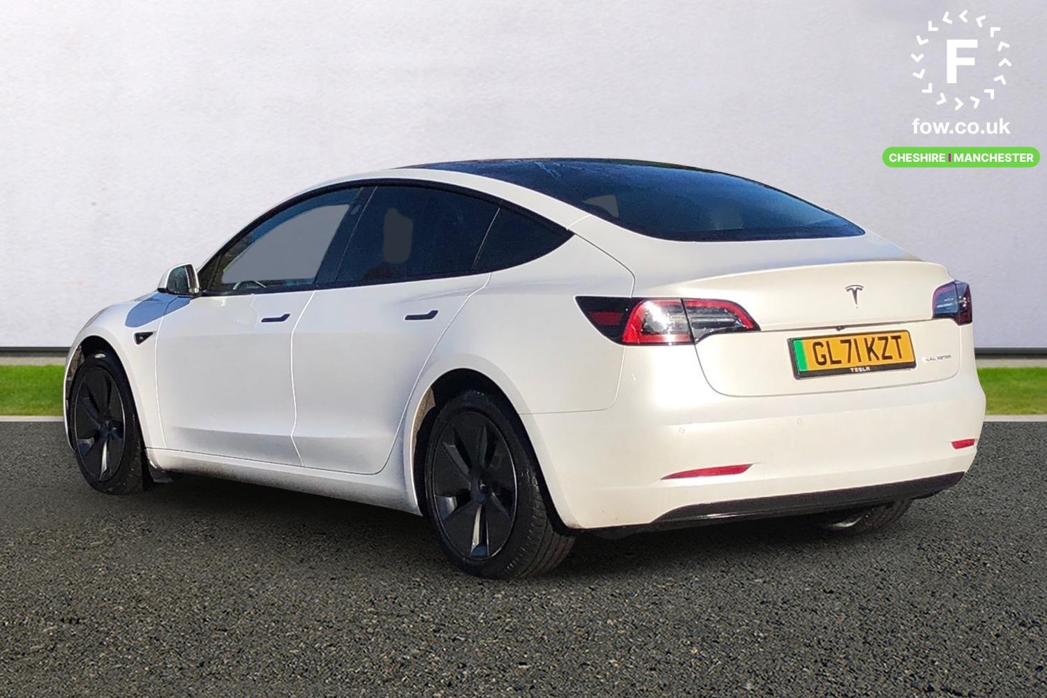 Used Tesla Model 3 2021 for sale - 76692290: Photo 2