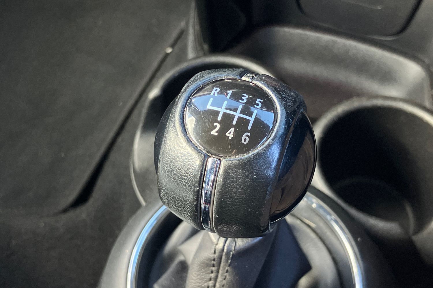 Used MINI Convertible 2019 for sale - 75730350: Photo 10