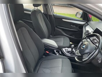 Used BMW 2 Series 2019 for sale - 76949541: Photo