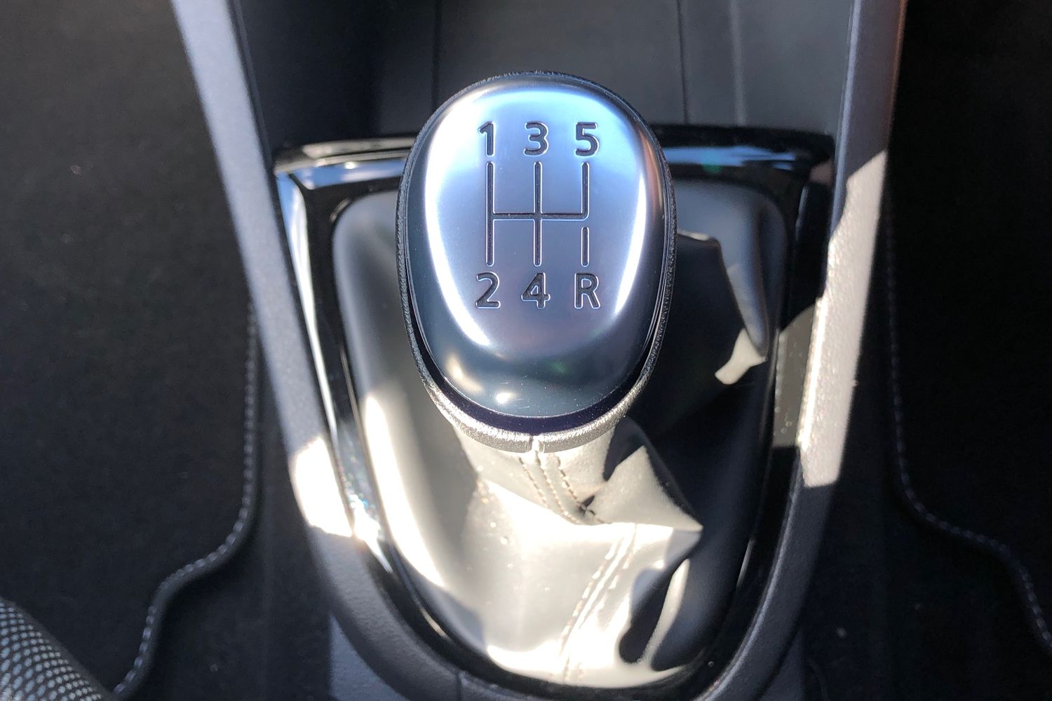 Used Renault Clio 2018 for sale - 75824609: Photo 11