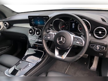Used Mercedes-Benz GLC 2022 for sale - 78888347: Photo