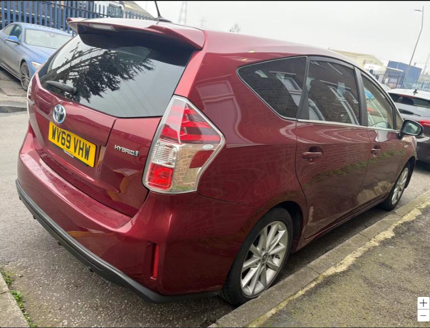 Used Toyota Prius+ 2020 for sale - 77989639: Photo 2