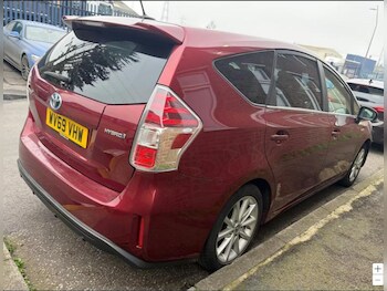 Used Toyota Prius+ 2020 for sale - 77989639: Photo