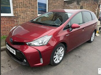 Used Toyota Prius+ 2020 for sale - 77989639: Photo