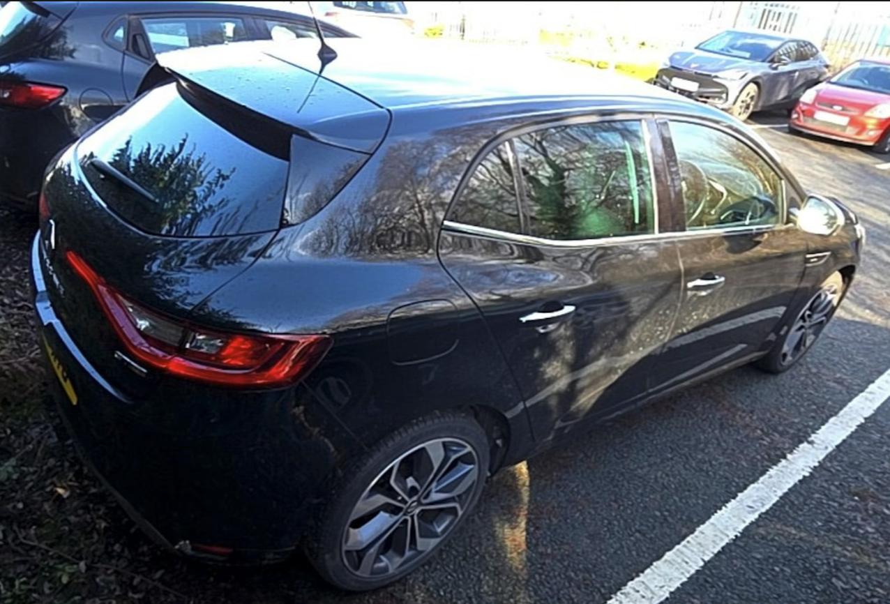Used Renault Megane 2019 for sale - 77779604: Photo 2