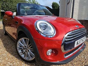 2017 - 1.5 Cooper 2dr Auto