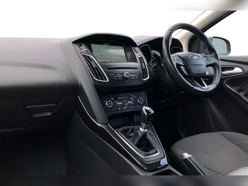 Used Ford Focus 2017 for sale - 79259097: Photo