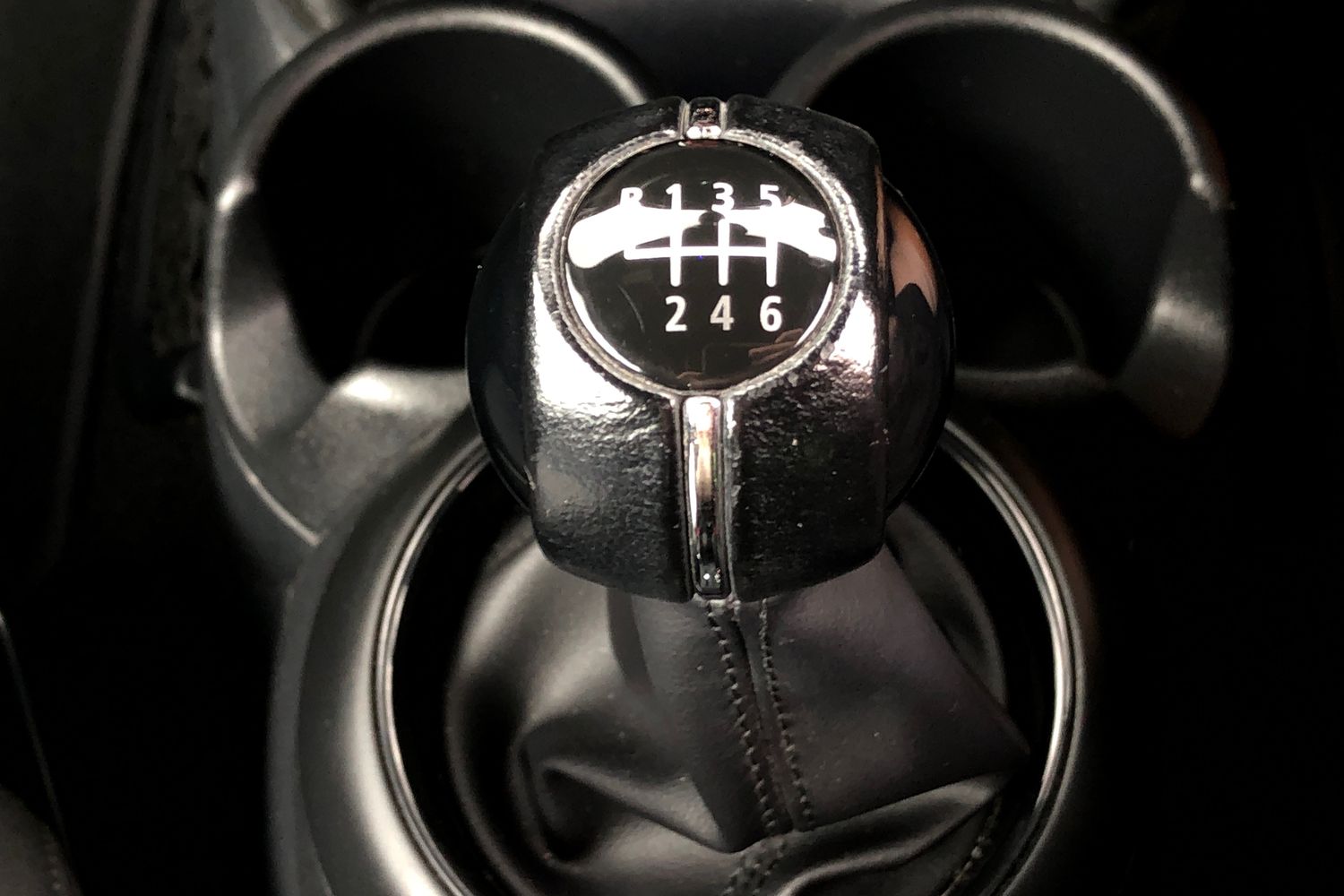 Used MINI Convertible 2018 for sale - 75690422: Photo 11