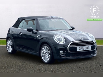 Used MINI Convertible 2018 for sale - 75690422: Photo