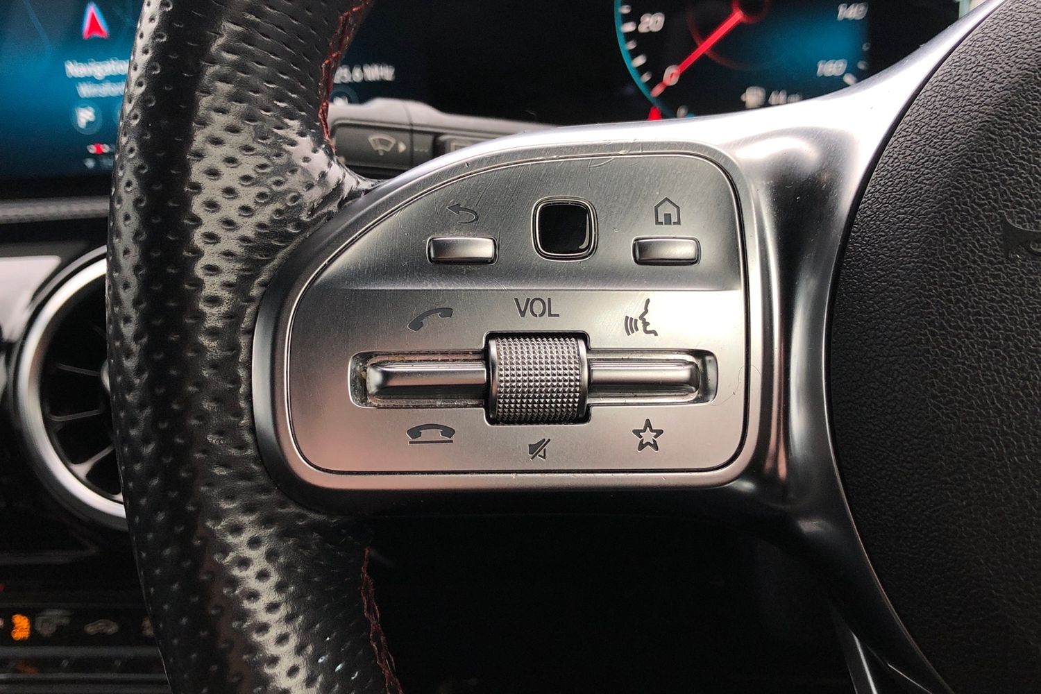 Used Mercedes-Benz A-Class 2020 for sale - 77515033: Photo 6