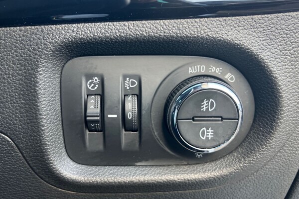 Used Vauxhall Astra 2019 for sale - 75938019: Photo 17