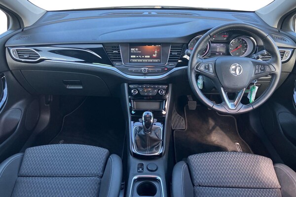 Used Vauxhall Astra 2019 for sale - 75938019: Photo 3