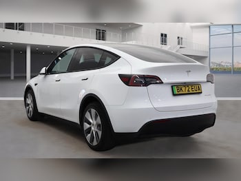 Used Tesla Model Y 2022 for sale - 76164738: Photo 2