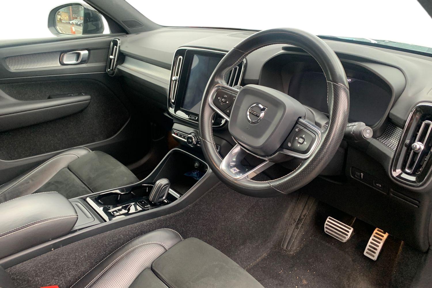 Used Volvo XC40 2019 for sale - 76368612: Photo 3