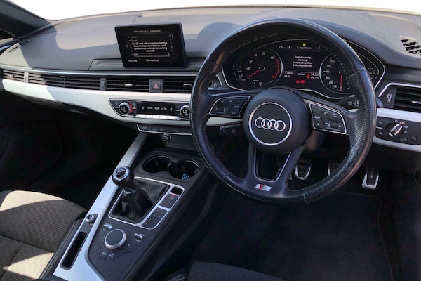 Used Audi A4 2017 for sale - 76264112: Photo 3
