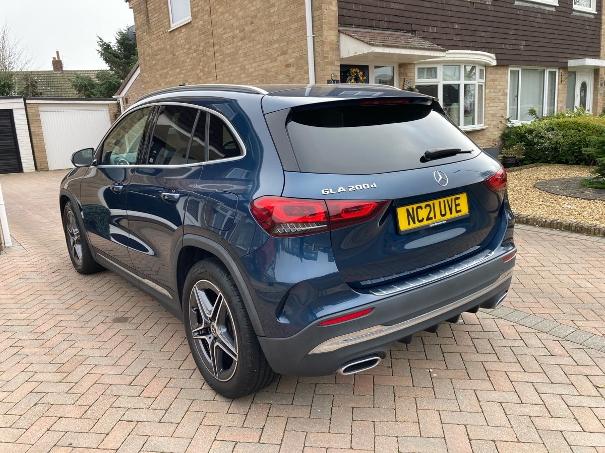 Used Mercedes-Benz GLA 2021 for sale - 77973438: Photo 3