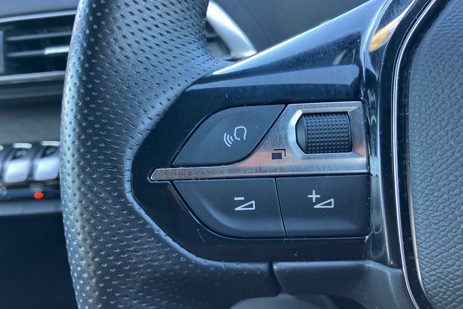 Used Peugeot 5008 2020 for sale - 76750801: Photo 17