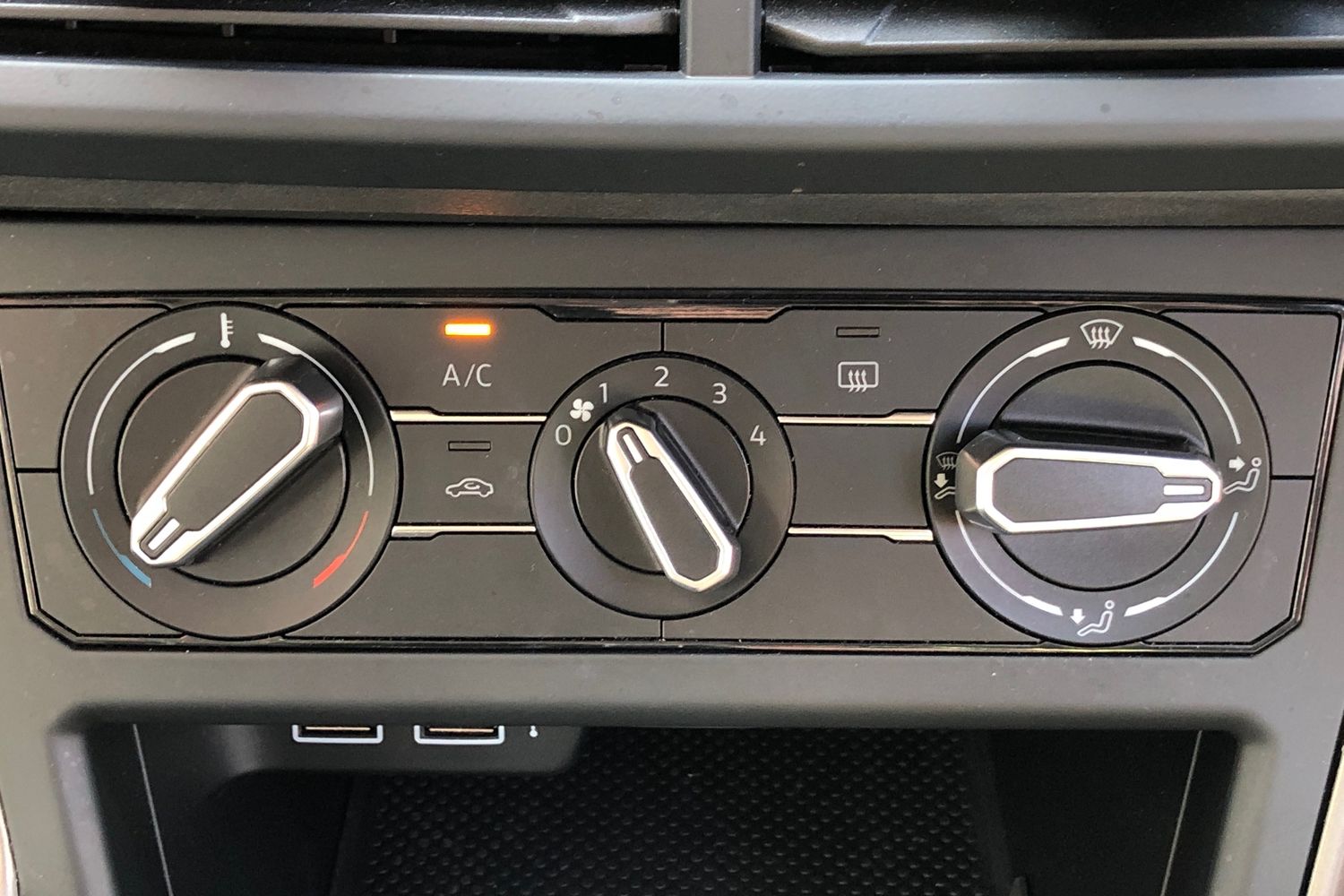 Used Volkswagen Polo 2019 for sale - 76732514: Photo 9