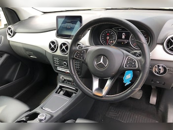 Used Mercedes-Benz B-Class 2017 for sale - 75489550: Photo