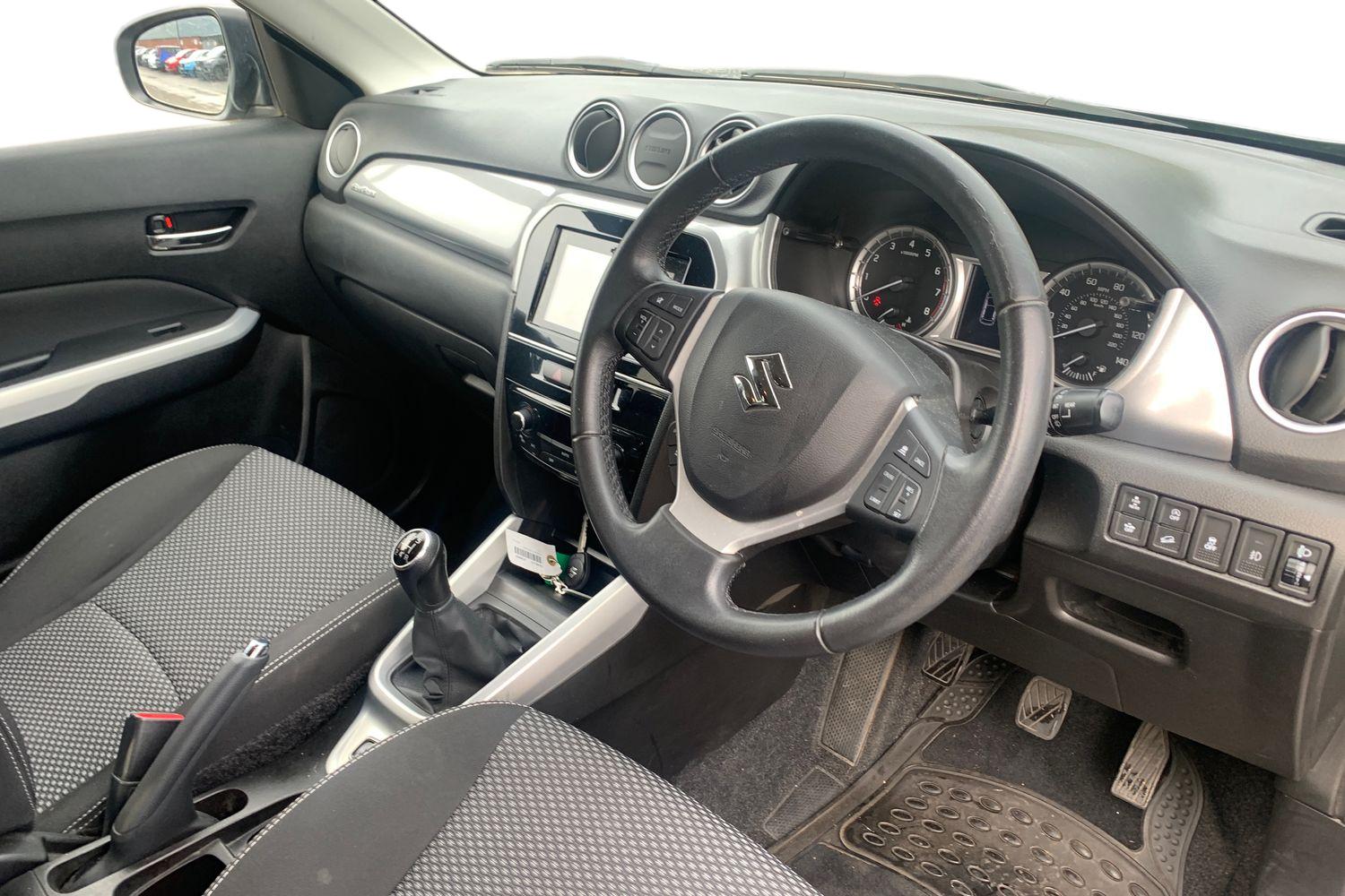 Used Suzuki Vitara 2018 for sale - 76406062: Photo 3