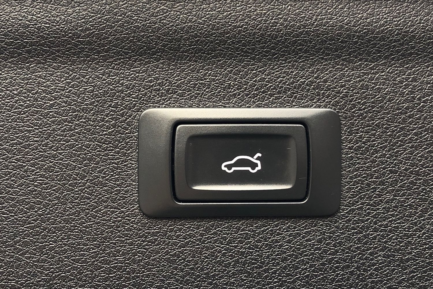 Used Audi Q3 2018 for sale - 76406066: Photo 16