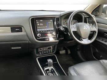 Used Mitsubishi Outlander 2019 for sale - 76442708: Photo
