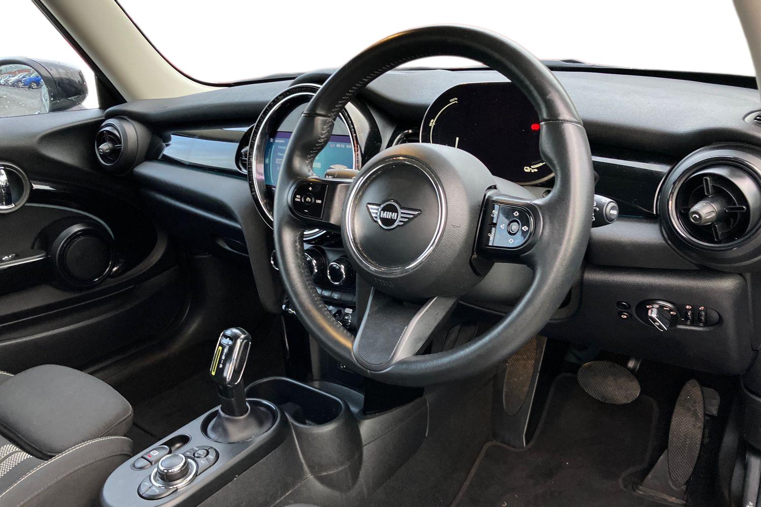 Used MINI Hatch 2022 for sale - 77615840: Photo 3