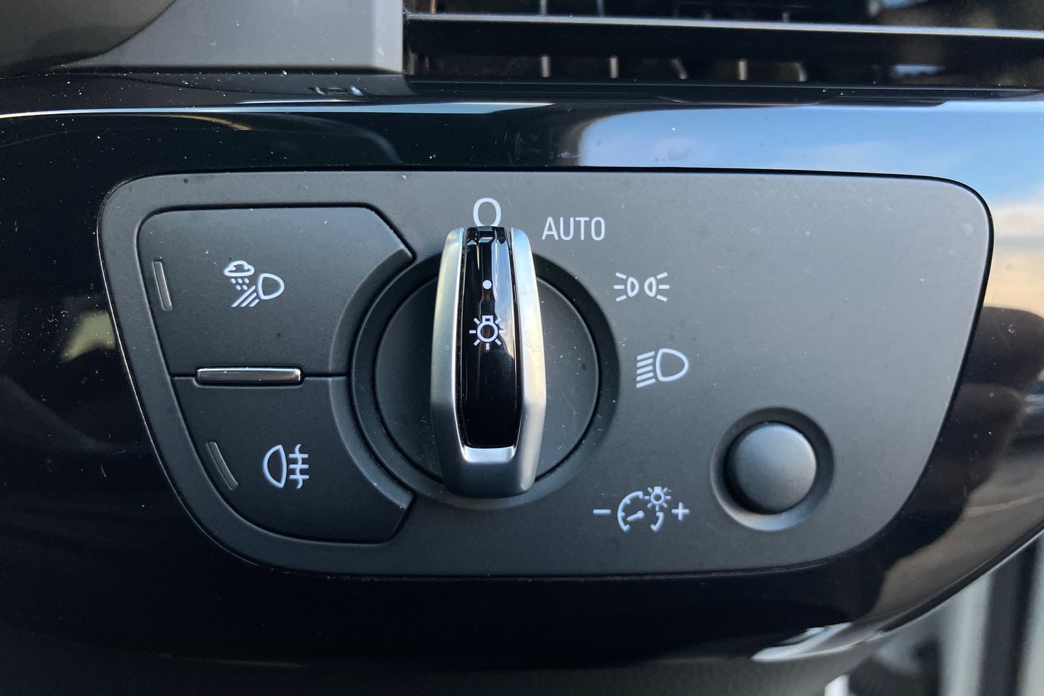 Used Audi A4 2017 for sale - 76411596: Photo 23