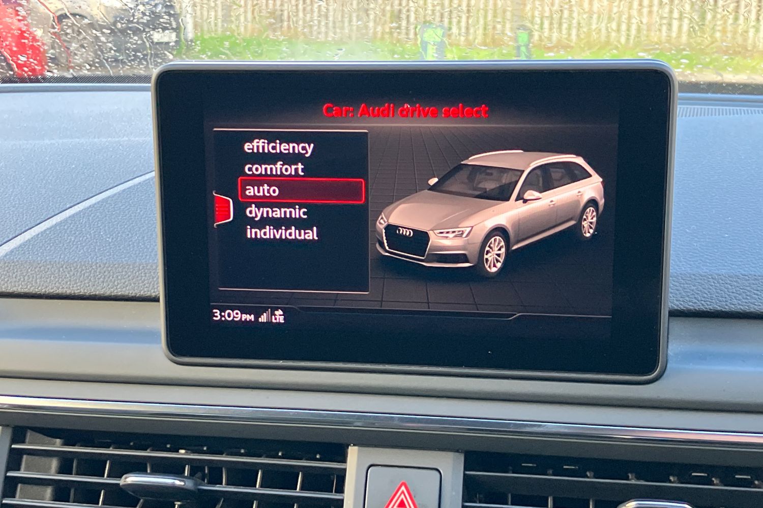 Used Audi A4 2017 for sale - 76411596: Photo 9