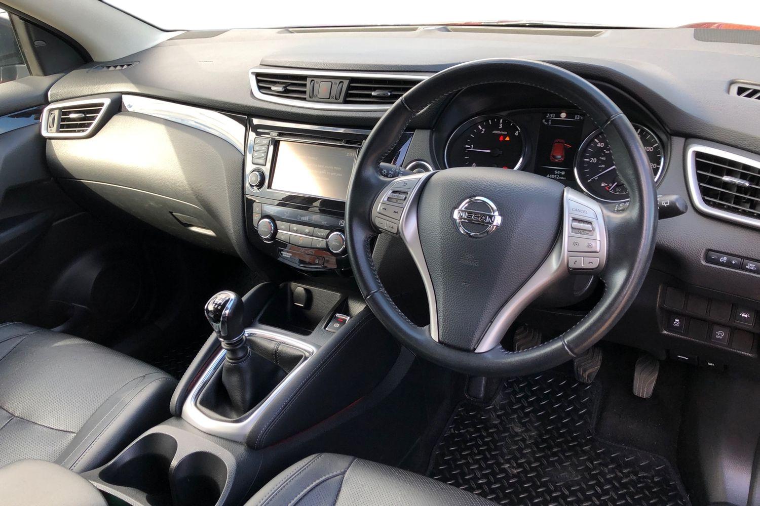 Used Nissan Qashqai 2017 for sale - 78069916: Photo 3