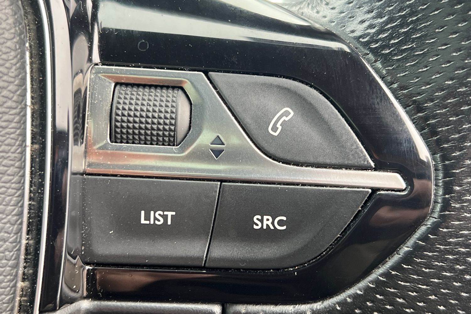 Used Peugeot 5008 2018 for sale - 76844651: Photo 14