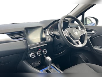 Used Renault Captur 2020 for sale - 79551703: Photo