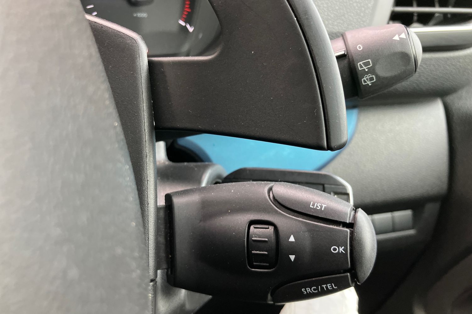 Used Peugeot Traveller 2020 for sale - 75773889: Photo 12