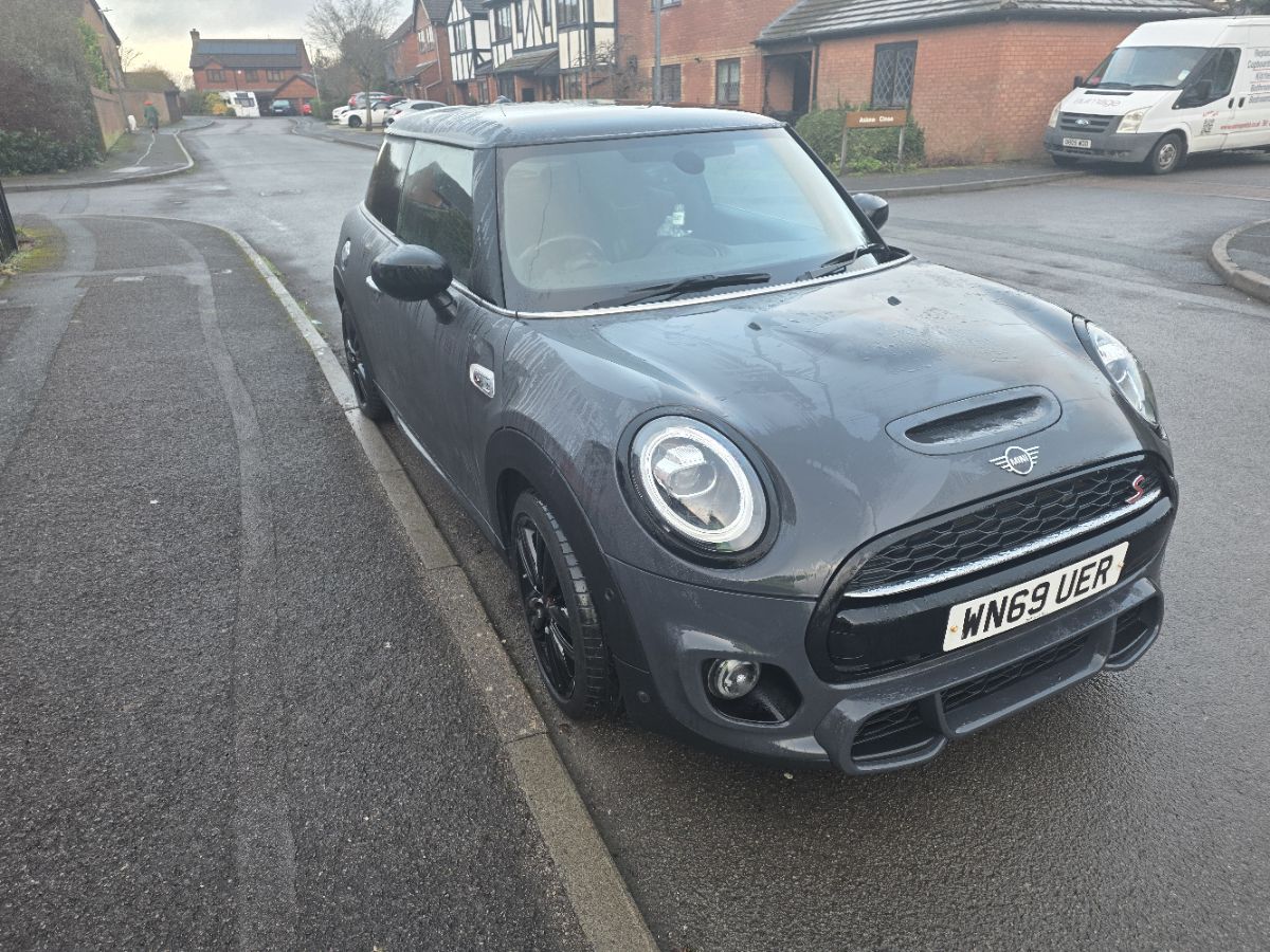 Used MINI Hatch 2019 for sale - 77368691: Photo 2