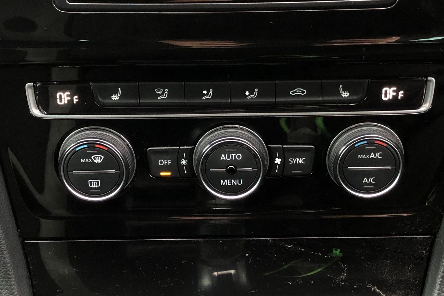 Used Volkswagen Golf 2017 for sale - 76219825: Photo 11