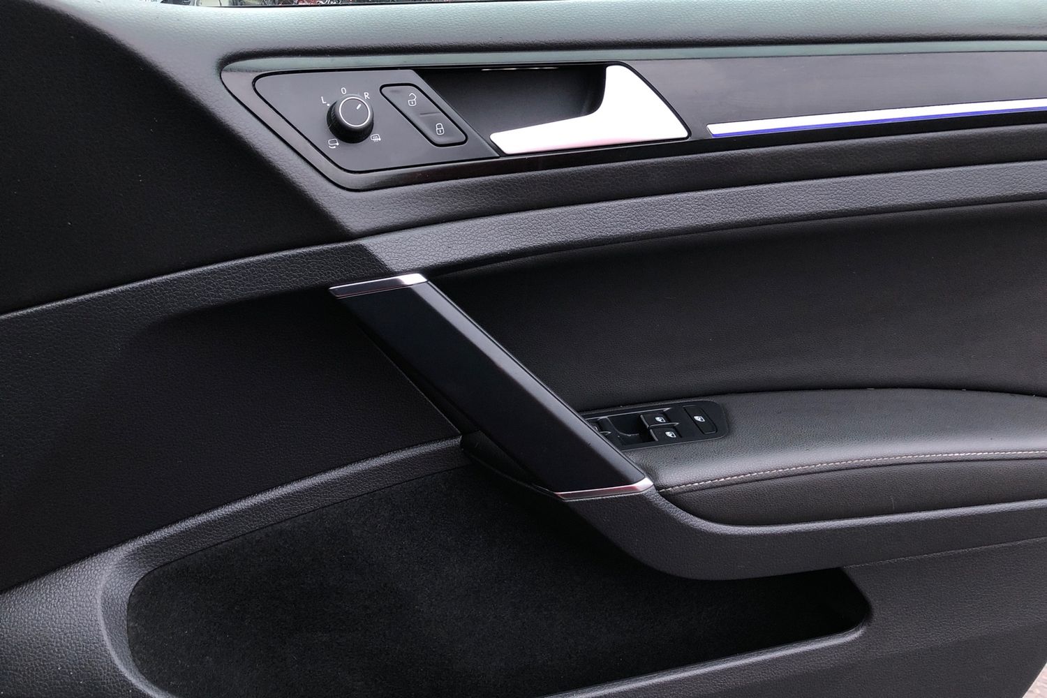 Used Volkswagen Golf 2017 for sale - 76219825: Photo 15