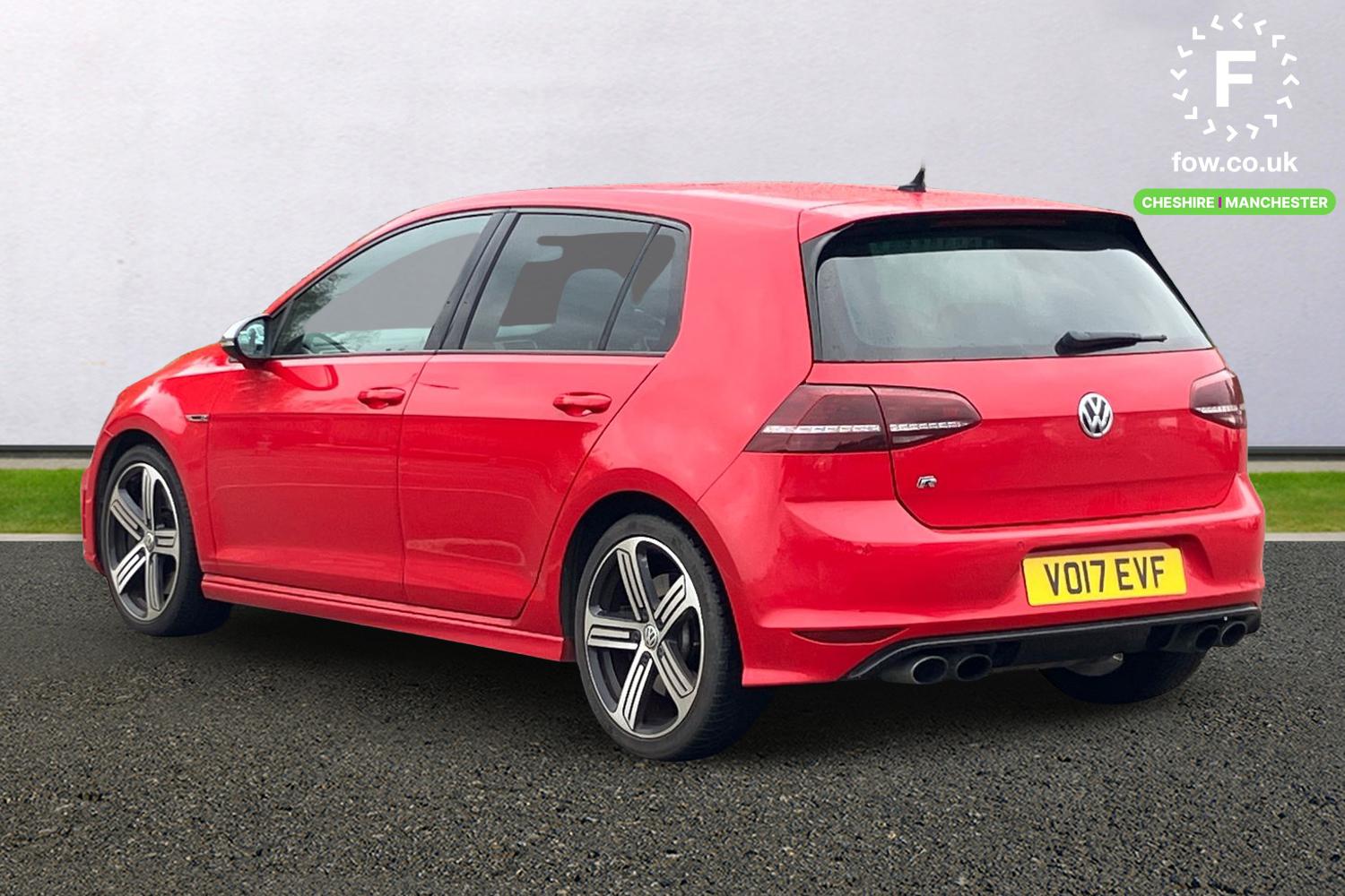 Used Volkswagen Golf 2017 for sale - 76219825: Photo 2