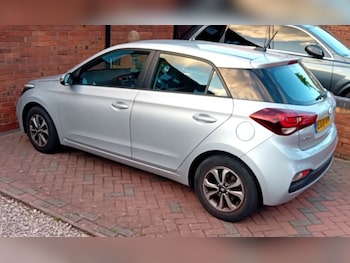 Hyundai - i20