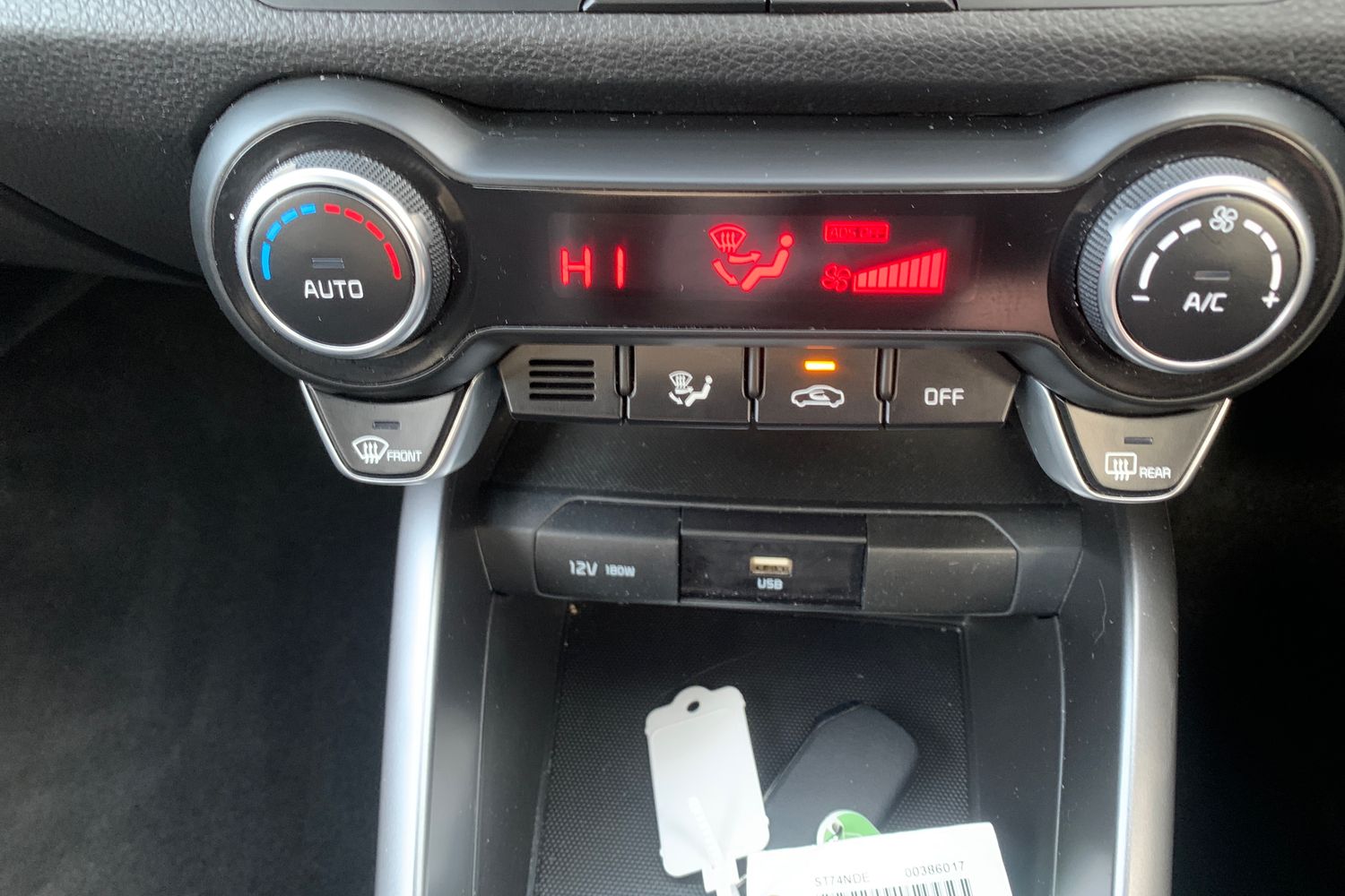 Used Kia Stonic 2025 for sale - 76480875: Photo 12