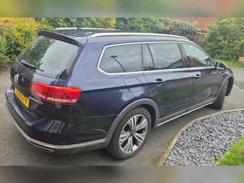 Used Volkswagen Passat 2016 for sale - 78769995: Photo