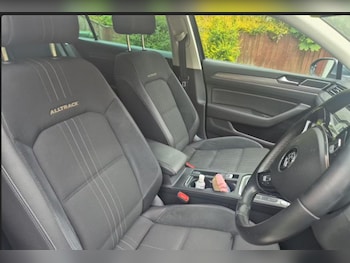 Used Volkswagen Passat 2016 for sale - 78769995: Photo
