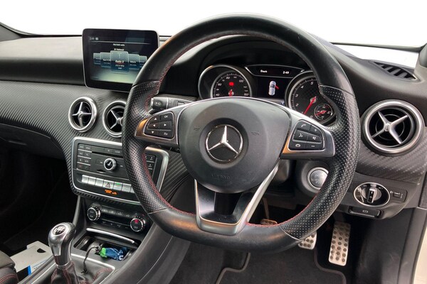 Used Mercedes-Benz A-Class 2017 for sale - 76077408: Photo 3