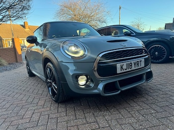 Used MINI Hatch 2018 for sale - 77700723: Photo