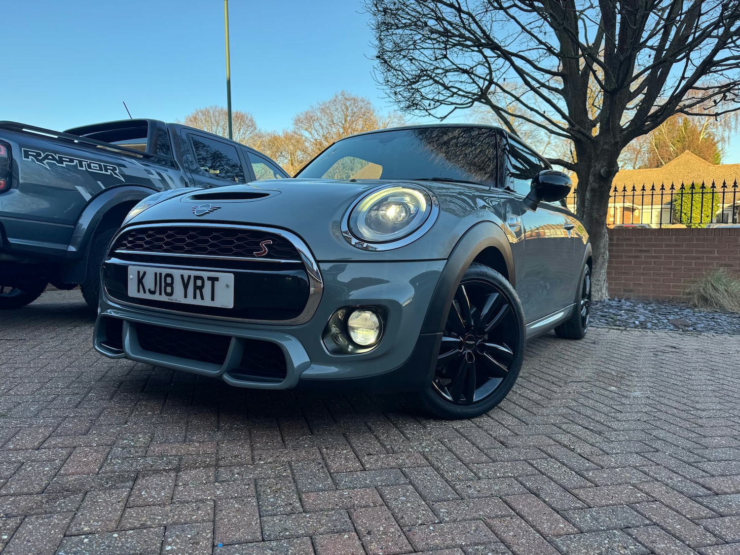 Used MINI Hatch 2018 for sale - 77700723: Photo 2